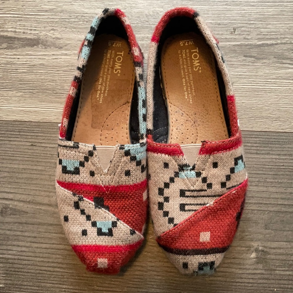 Toms size 7.5